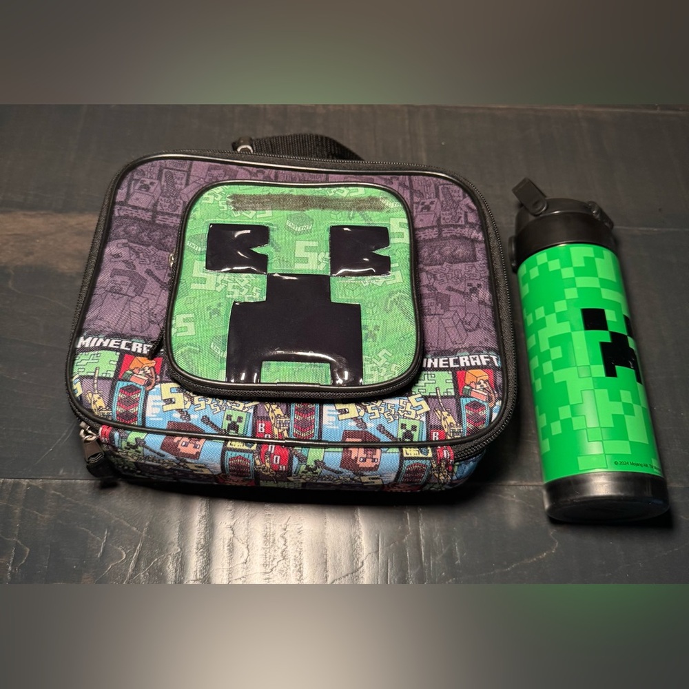 Minecraft Lunch box & matching Water Thermos